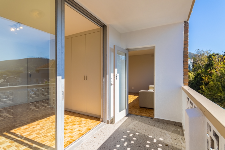 To Let 2 Bedroom Property for Rent in Gardens Western Cape
